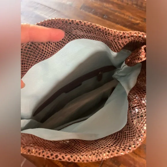 Cynthia Rowley metallic snakeskin purse. - Picture 5 of 6